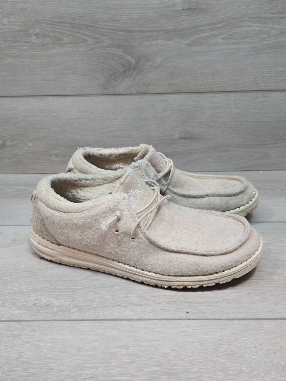 Hey Dude Women Cindy Light Beige High Top Sneakers Flats Shoes Sz 8
